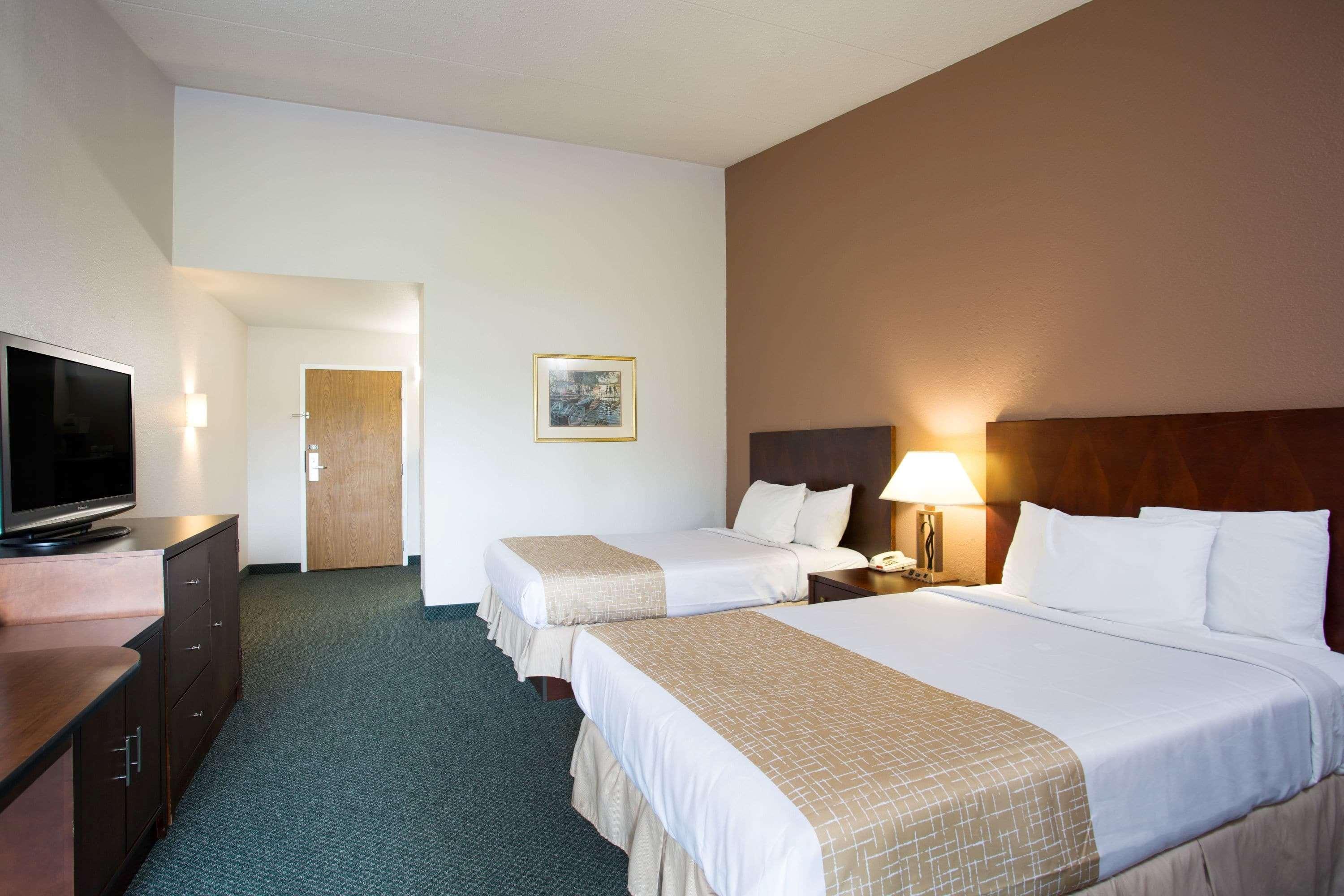 Travelodge By Wyndham Wytheville Eksteriør bilde